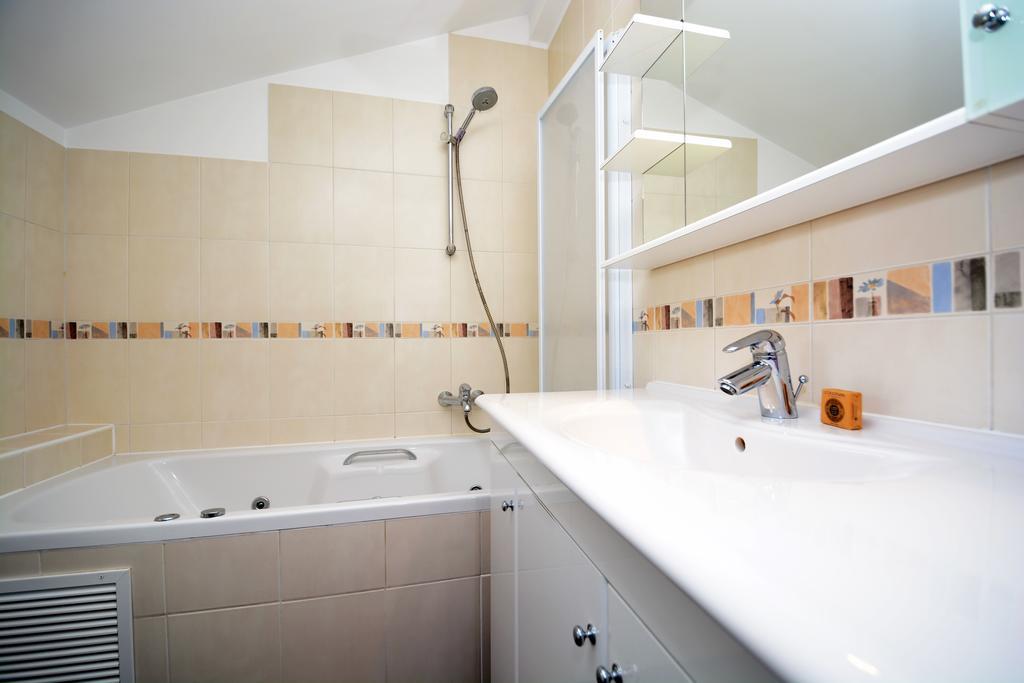 Apartments Andreja Kožino Extérieur photo